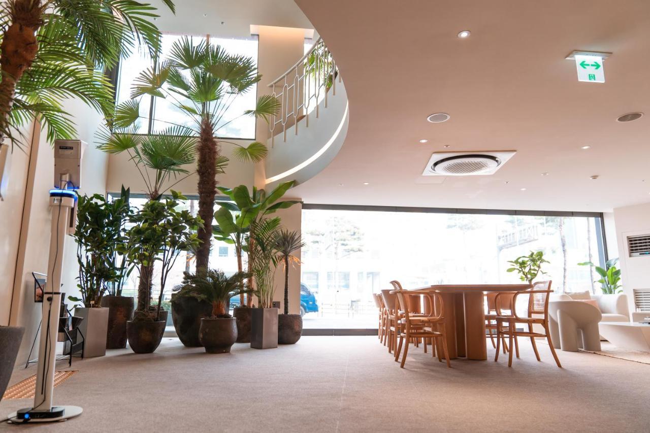 Hotel Dears Myeongdong à Séoul Extérieur photo