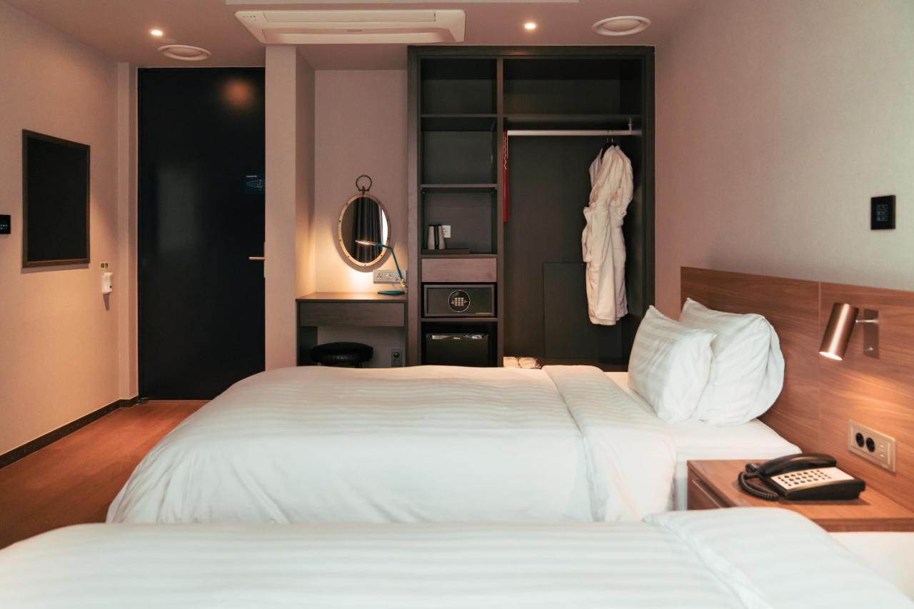 Hotel Dears Myeongdong à Séoul Extérieur photo